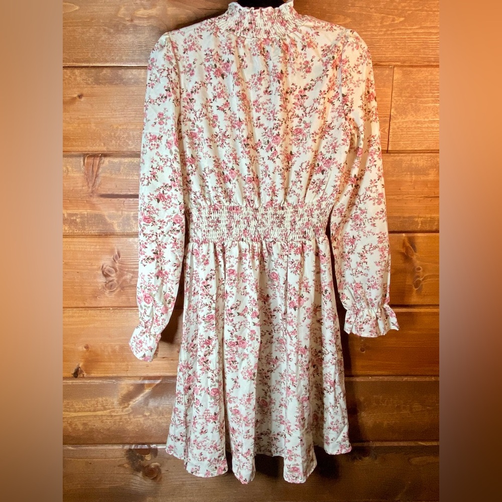 Floral Long Sleeve Mini Dress Size Small 🩷 - Picture 3 of 5